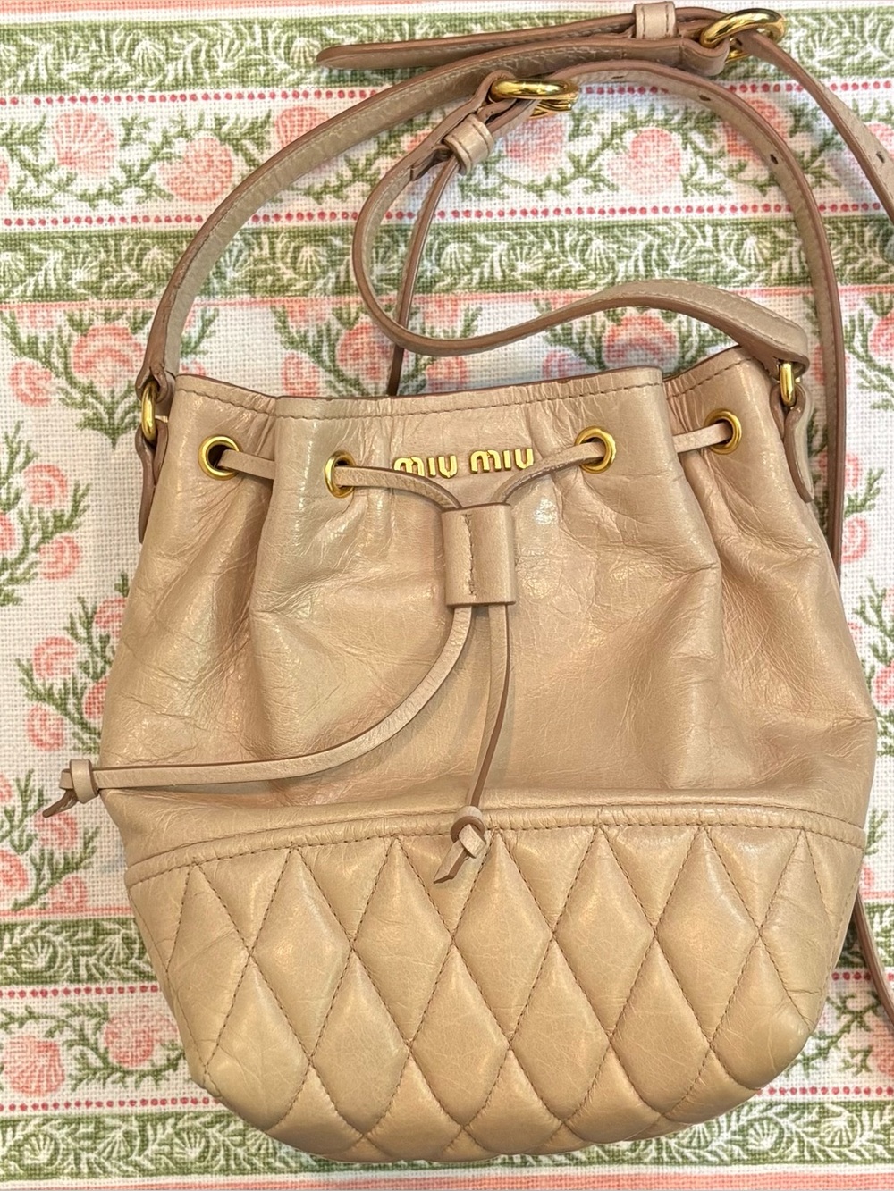 Miu Miu Quilted Beige Leather Drawstring Shoulder Bag